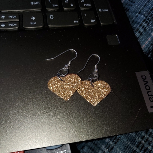 Glitter Heart earrings - Picture 2 of 2